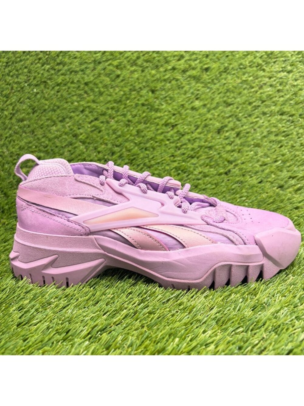 Reebok Cardi B Club C V2 Womens Size 7.5 Purple Athletic Running Shoes Sneakers